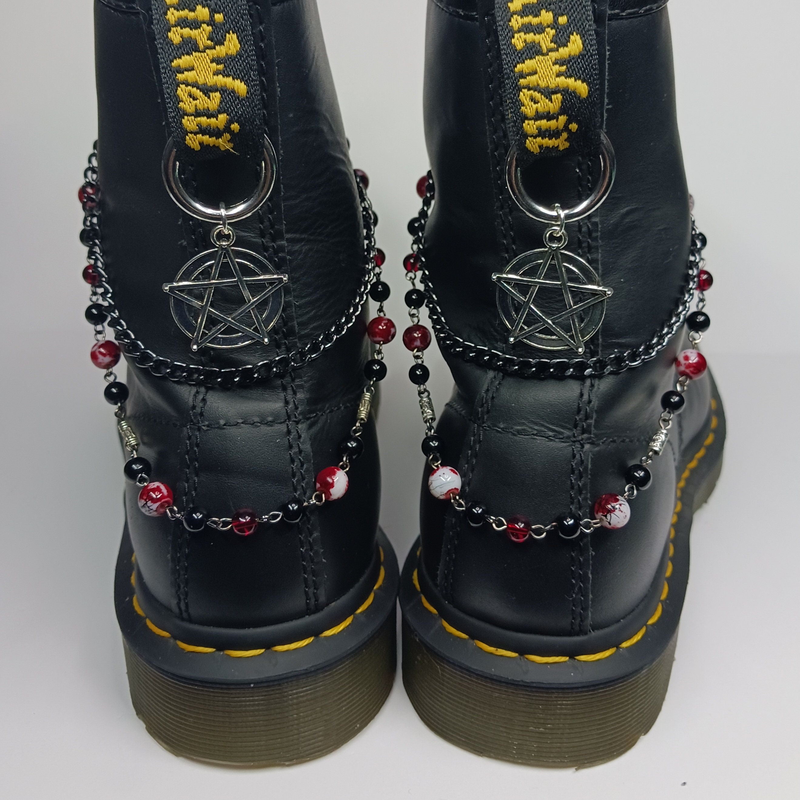 Boot Chains Onyx Garnet Red Splatter Beads Pentagram Charms Doc Dr ...