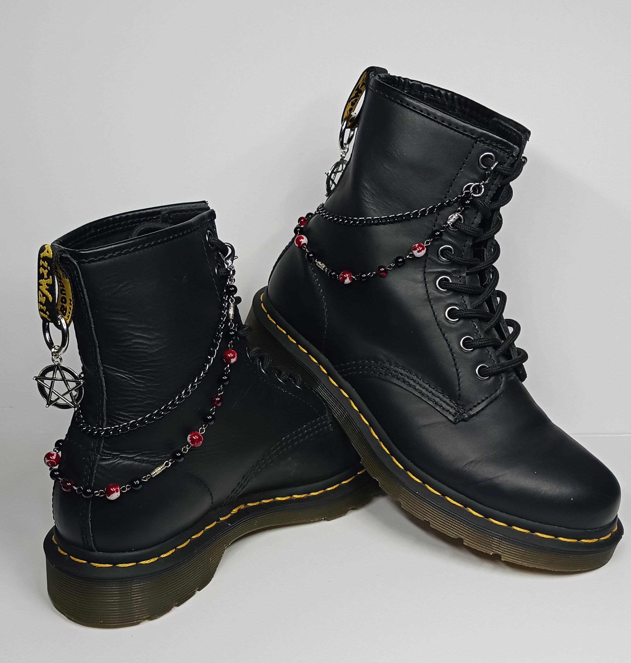 Boot Chains Onyx Garnet Red Splatter Beads Pentagram Charms Doc Dr ...