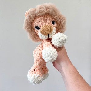 SOFORT LIEFERBAR - Gehäkelter Löwe Kuscheltier, Löwe, gehäkelter Löwe, gehäkelte Puppe, Geschenk
