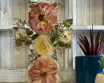 Resin Flower Cross, Bouquet Preservation, Preserved Wedding Bouquet, Memorial Service Flower, Cross, Gift, Deposit