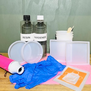 Do It Yourself Craft Kit, DIY Coaster Kit, Epoxy Resin Art Kit, Art Kit for Adults, Art Kit for Families, Resin Craft Kit