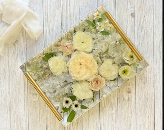 Resin Flower Tray, Serving Tray, Bouquet Preservation, Preserved Wedding Bouquet, Memorial Service Flower, Pressed flower