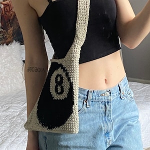 hand bag eight ball design crocheted knit purse tote
