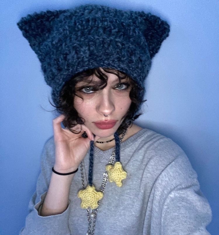 36 Cat Hat Crochet Patterns for Cozy, Costume, and Playful Crochet Projects 17 Pattern *chunky yarn* crochet ear flap cat hat with star