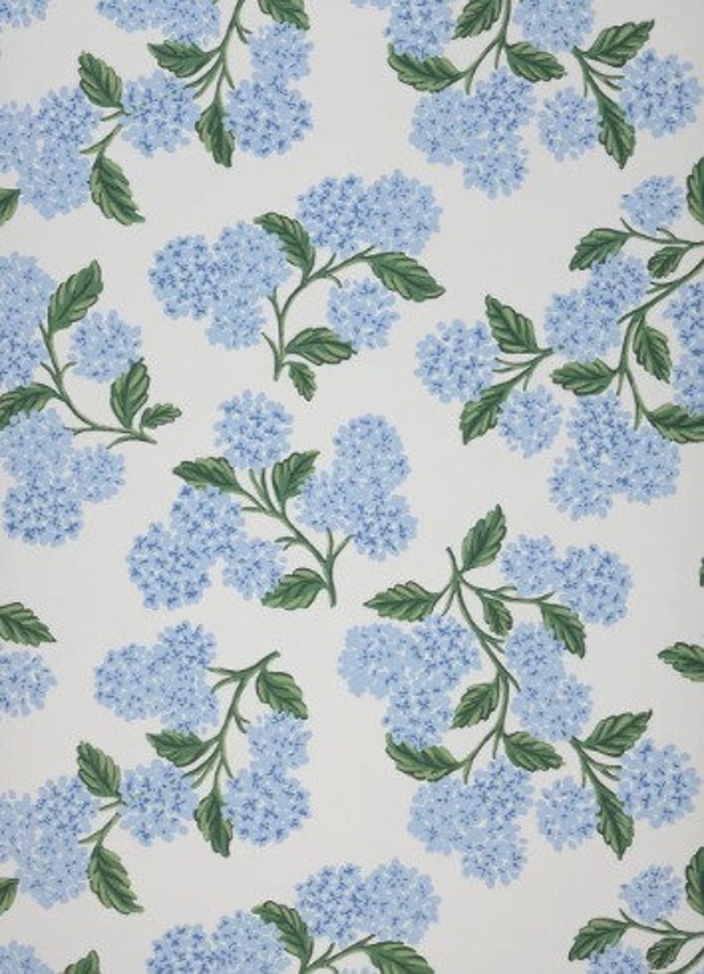 Vintage Wallpaper Hydras Boho Home Decor Sold Per Full Roll Only 20.50 wide x 33ft long 3 Colors to Choose From Biały
