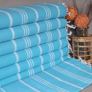 Lembrancinhas de casamento, presentes para madrinhas, presentes personalizados, toalha de mão de algodão azul royal de 24 x 40 polegadas, toalha de mão listrada, toalha de chá com monograma,