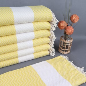 Turkish Towel, Organic Towel, Yellow-White Towel, Chevron Peshtemal, 40x71 Inches Turkish Towel for Gift, Sarong Towel, Yoga Peshtemal,