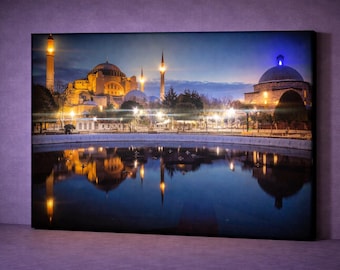 Hagia Sophia LED Canvas Art Istanbul Night Wall Decor, Illuminated Mosque Skyline, Lighted Cityscape Wall Art, Battery Powered Canvas