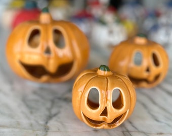 HALLOWEEN PUMPKINS