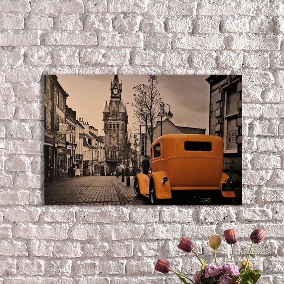 LED Vintage Car Canvas Art, Illuminated Clock Tower Picture, Retro Automobile Wall Decor, Classic Car Gift for Men, Battery Powered