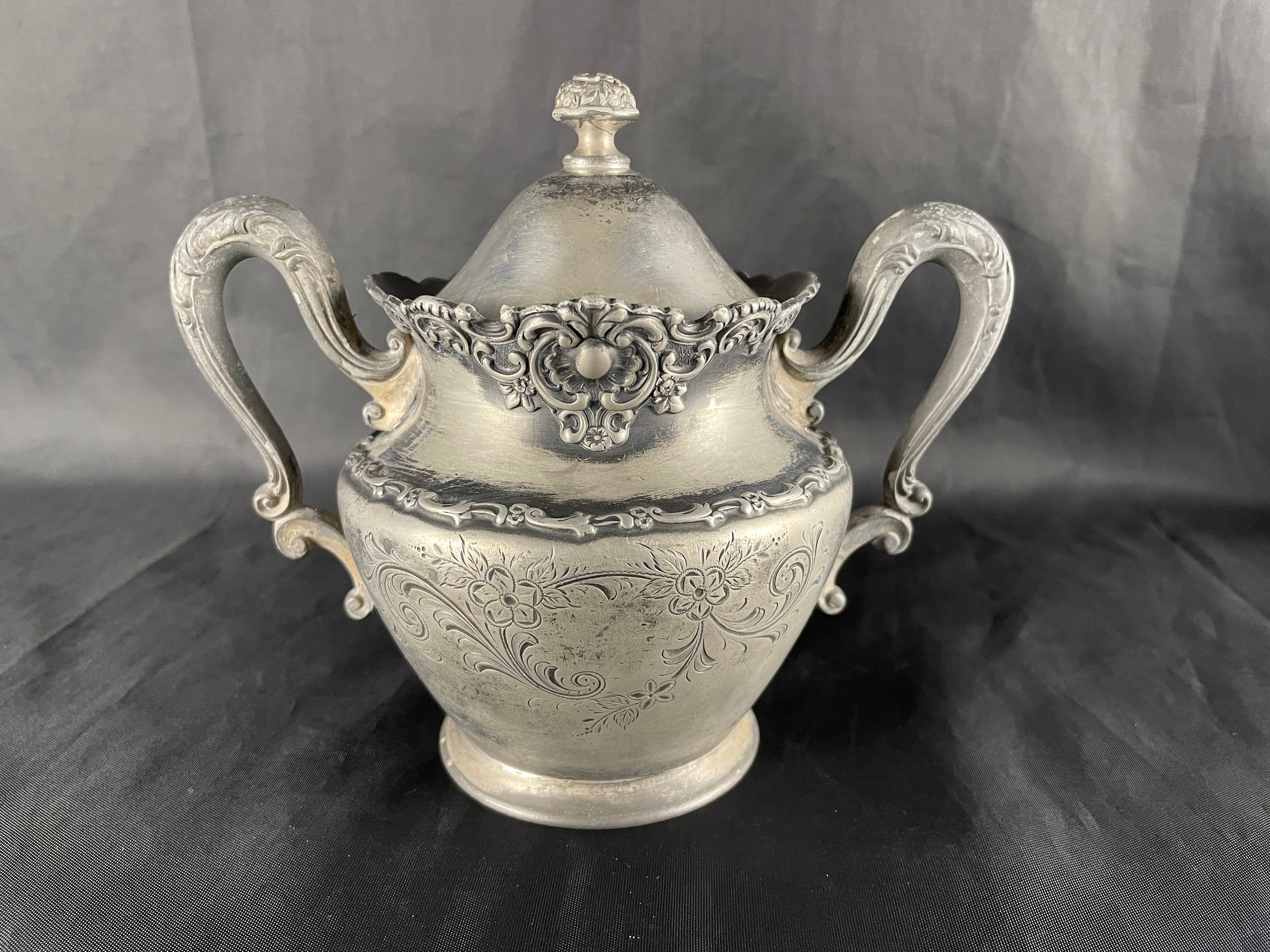Antique Wilcox Silverplated Sugar Bowl