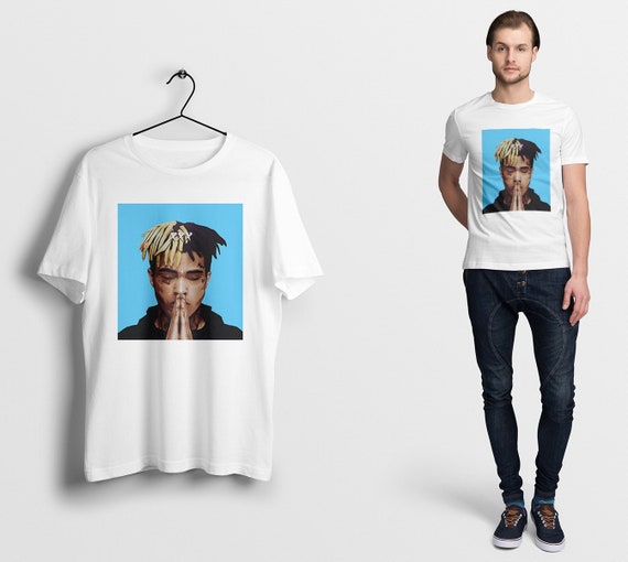 blue and white lining t shirt