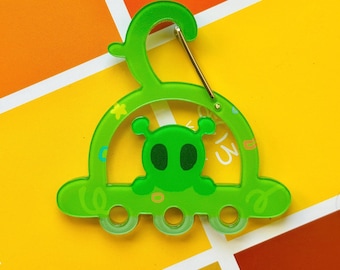 Alien Carabiner