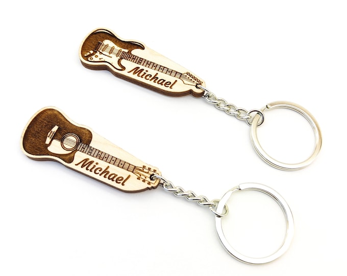 Personalized Electric / Acoustic Guitar Wooden Keyring / Keychain With Custom Name Engraving - Gift for Guitar Players