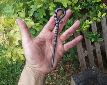 Weapons, Tools, Cutlery
