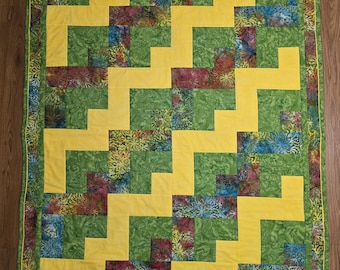 Green and yellow baby quilt