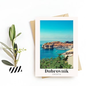 Dubrovnik Travel Postkarte - Grußkarte - Kultige Wahrzeichen Illustration, Digitaler Download - Perfektes Souvenir oder Geschenk für Reisende