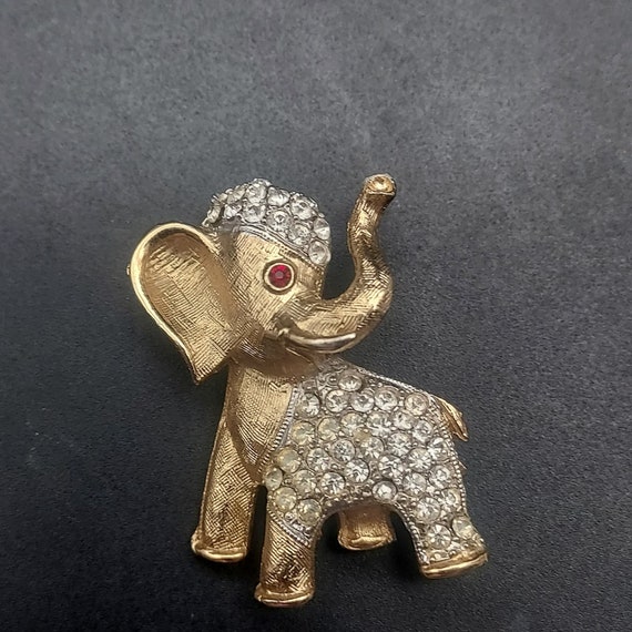 Gold Tone Pave Rhinestone Elephant Brooch Trunk U… - image 5