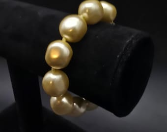 Monet Faux Pearl Beaded Bracelet Plastic Vintage Costume Jewelry
