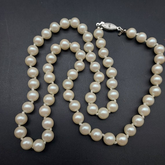 Monet 24 Inch Faux Pearl Necklace Cream Off White… - image 3