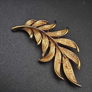 JJ Gold Tone Leaf Brooch Tree Branch Palm Vintage Costume Jewelry