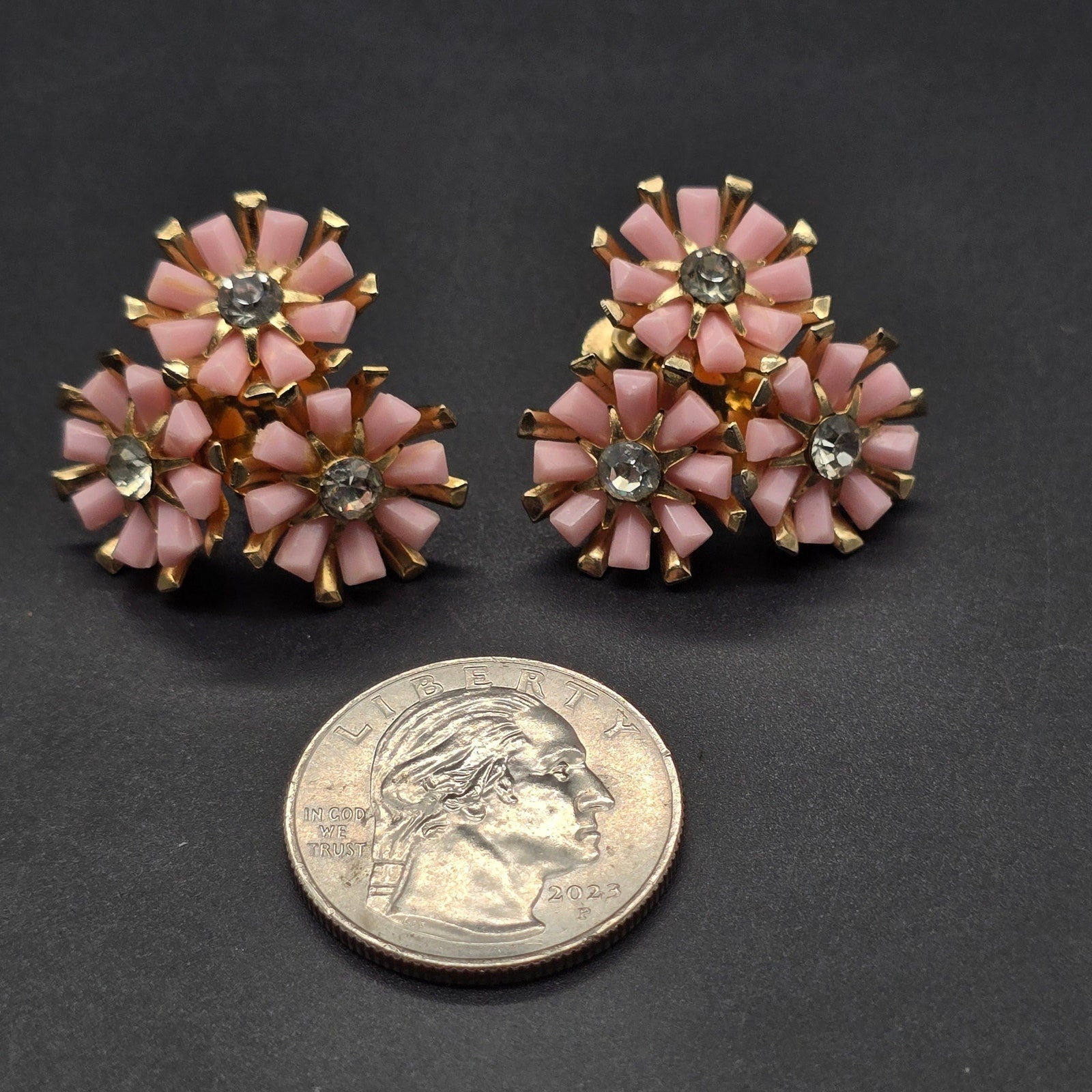 Pink Flower Screw Back Earrings Soft Plastic Rubber Rhinestone Vintage  Jewelry - Etsy