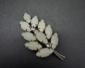 Rhinestone Leaf Feather Brooch Silver Tone Vintage Costume Jewelry