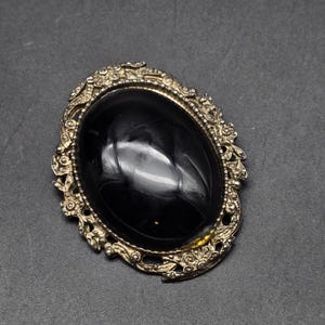 Vintage Gold Tone Filigree Black Oval Brooch Acrylic Cabochon