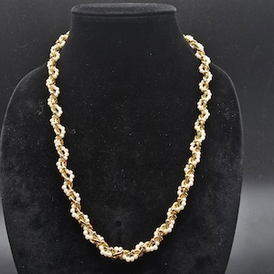 Vintage Faux Pearl Gold Tone Chain Necklace Twisted Braided Costume Jewelry