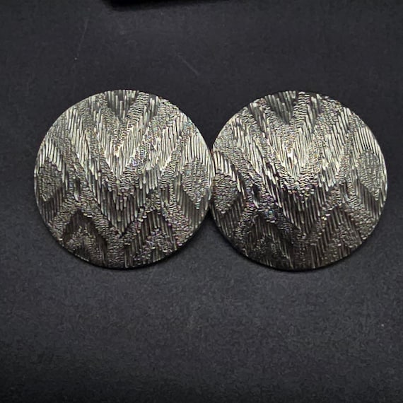 Silver Tone Zig Zag Patterned Earrings Round Circ… - image 1