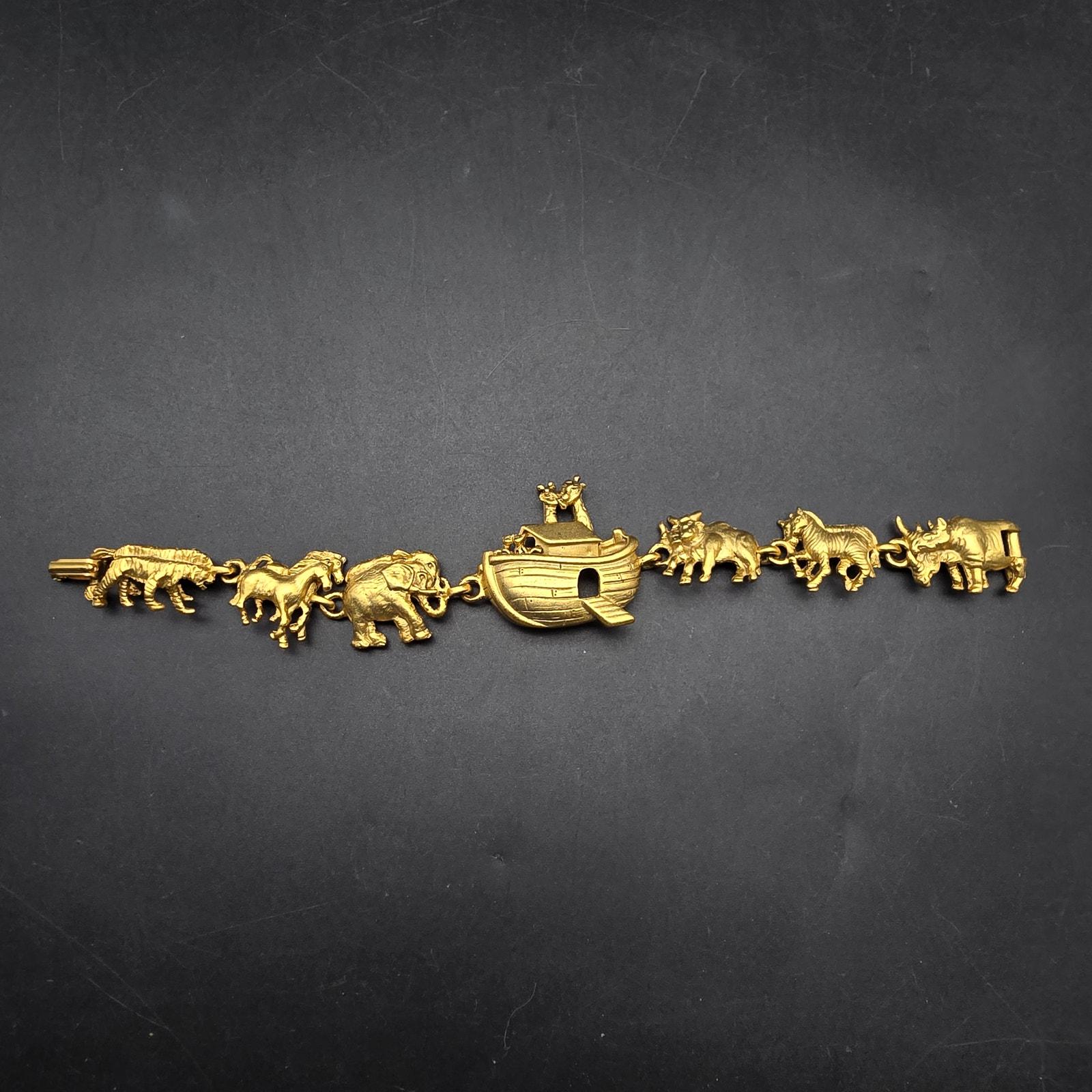 AJC Noahs Ark Gold Tone Bracelet Charm Link Signed Costume