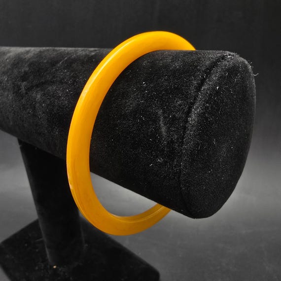 Thin Butterscotch Bakelite Bangle Bracelet Vintag… - image 1