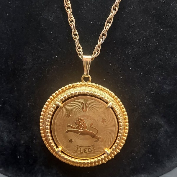 Vintage Leo Zodiac Sign Necklace Lion Astrological Pendant 1970s Costume Jewelry