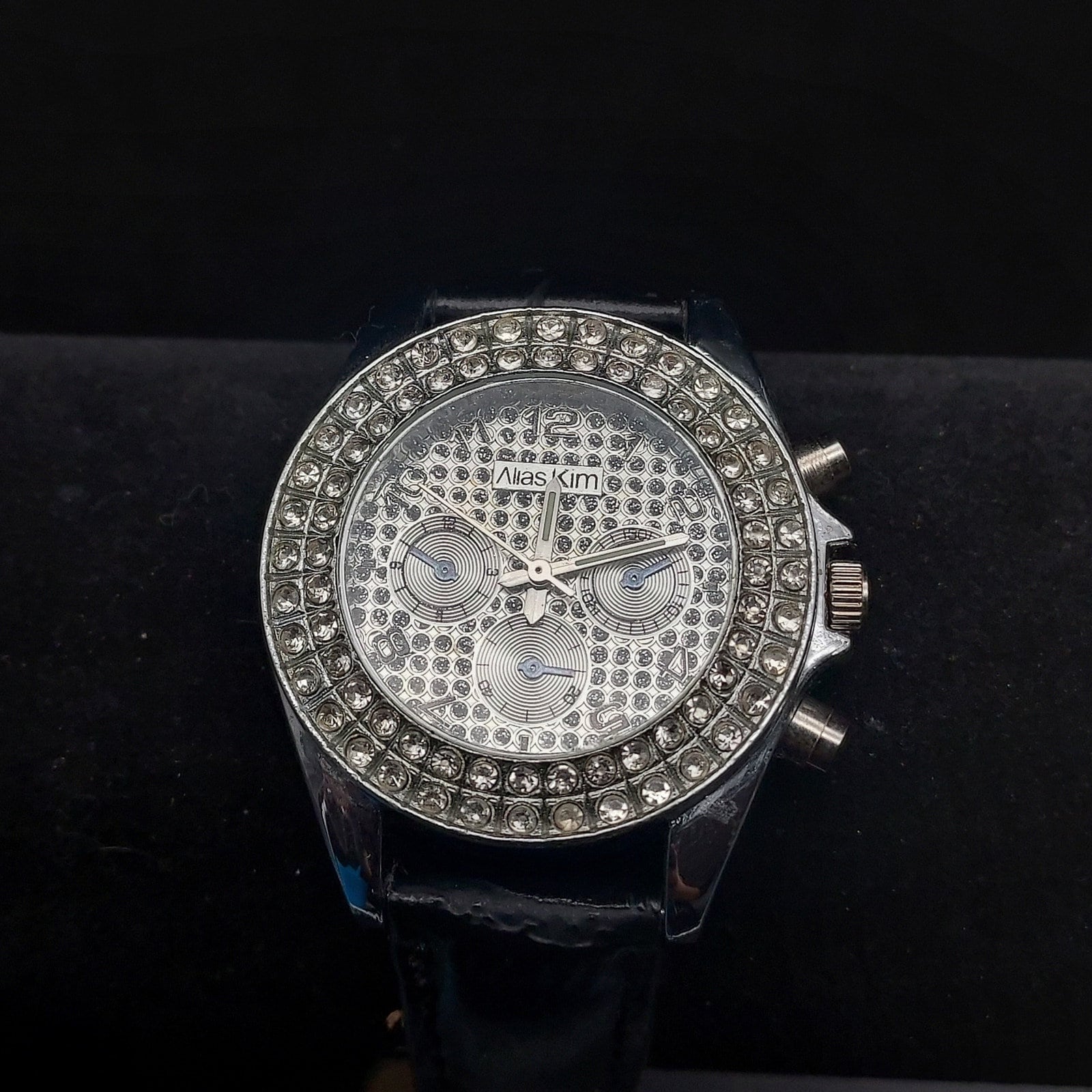 AKA rhinestone diamond watch 8in fleur de lis A Baroque diamond cross pendant, crafted in gold and silver  main image 4