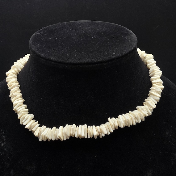 White Shell Chip Necklace Puka Shell Hawaiian Lua… - image 1