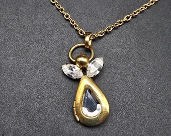 Avon Angel Locket Pendant Necklace In Box Gold Tone Rhinestone