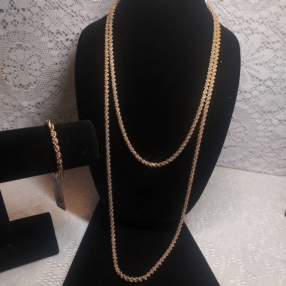 Vintage Givenchy Bijoux 9" Gold Tone 3 Piece Set … - image 2