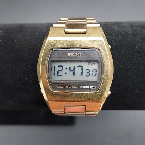 Seiko Quartz LC 0439-4009 Digital Men’s Wristwatch