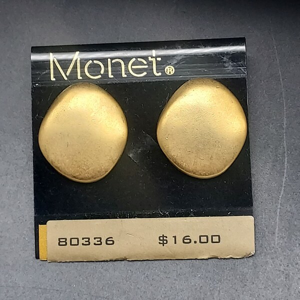 Monet Chunky Gold Tone Earrings Pierced Ears Vintage New Old Stock On Card