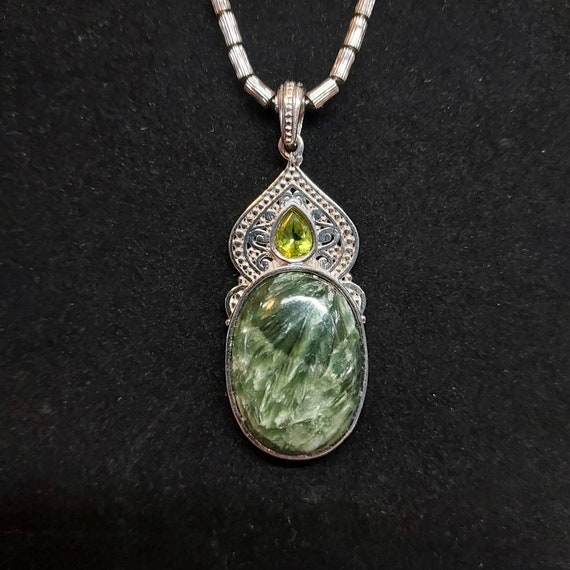 Karis Green Seraphinite Gemstone Necklace - image 9
