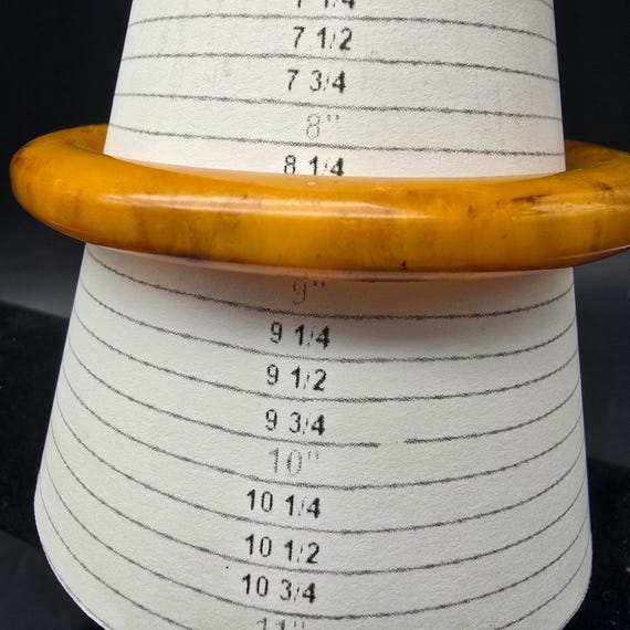 Marbled Yellow Brown Bakelite Bangle Bracelet Vin… - image 5