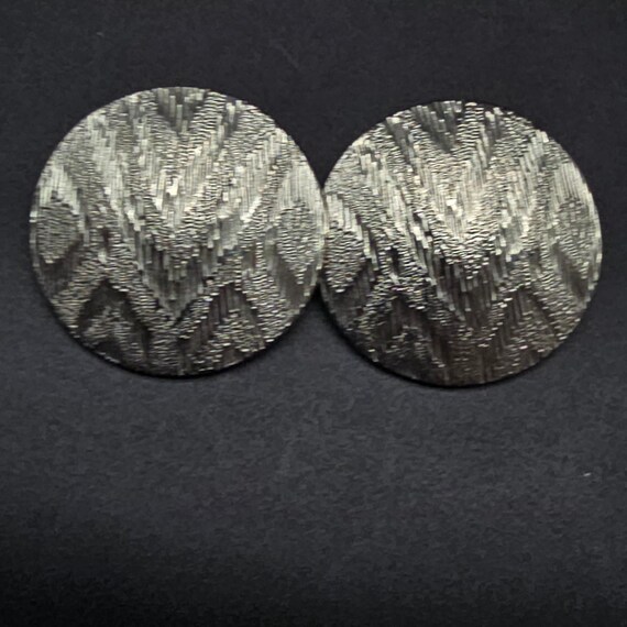 Silver Tone Zig Zag Patterned Earrings Round Circ… - image 4