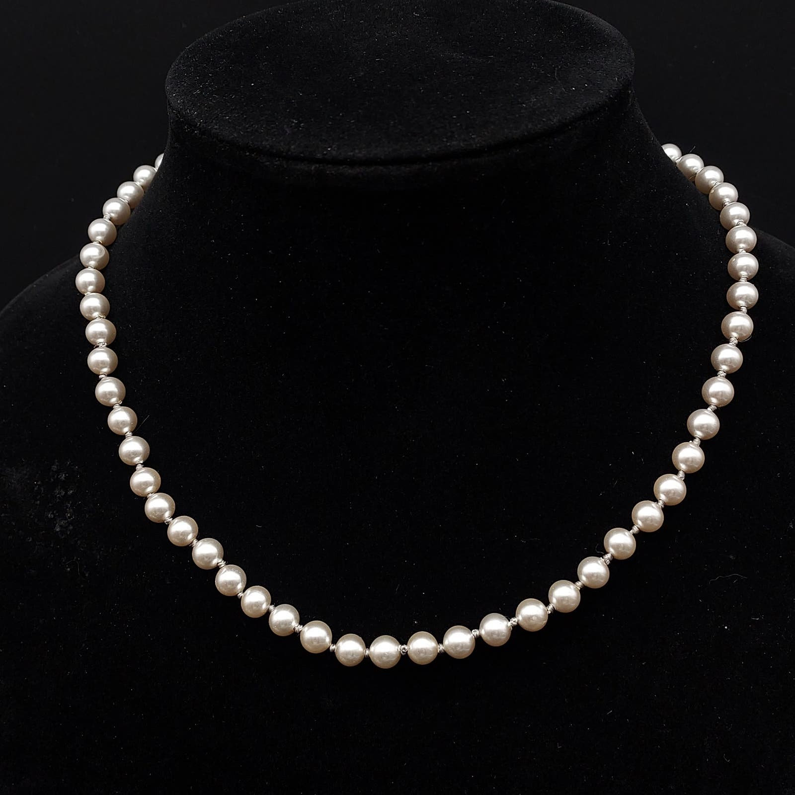 Monet Gray Metallix Faux Pearl Necklace Vintage Costume