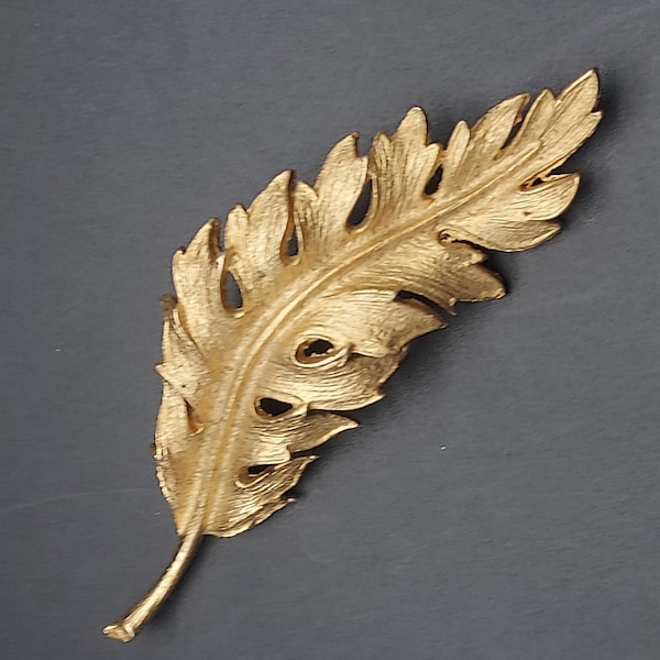 Coro 1961 Gold Tone Leaf Feather Brooch Vintage Costume Jewelry Fall Autumn