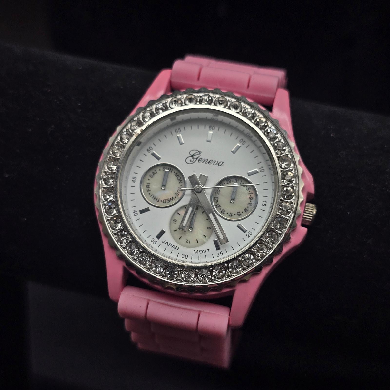 Women\'s Pink Analog Quartz Crystal Rhinestone Bezel Waterproof Round Wrist Watch Facet Brilliant Pink Ladies Watch with Two Tone Milanese  main image 4