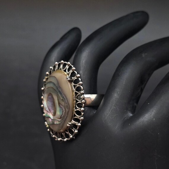 Vintage Abalone Shell Oval Ring Statement Size 10… - image 2