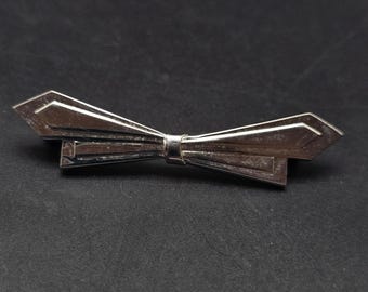 Petite Art Deco Silver Tone Bow Brooch Vintage Costume Jewelry