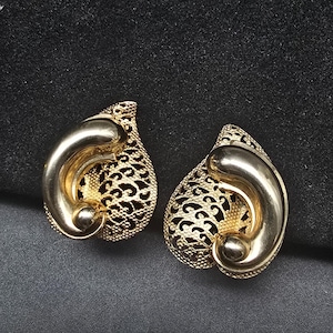 Gold Tone Filigree Clip On Earrings Vintage Costume Jewelry