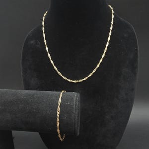 Gold Tone Twisted Chain Necklace Bracelet Set Dainty Petite
