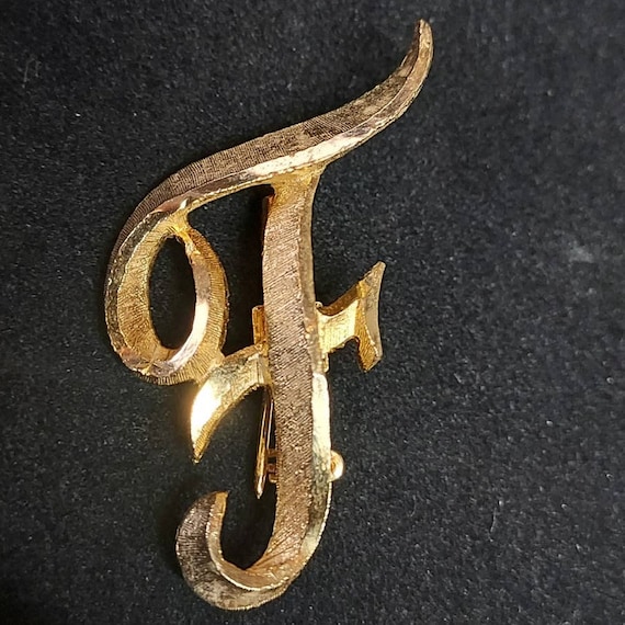 heres F brooch ゴールド F BROOCH – h'eres